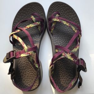 Chacos s 9